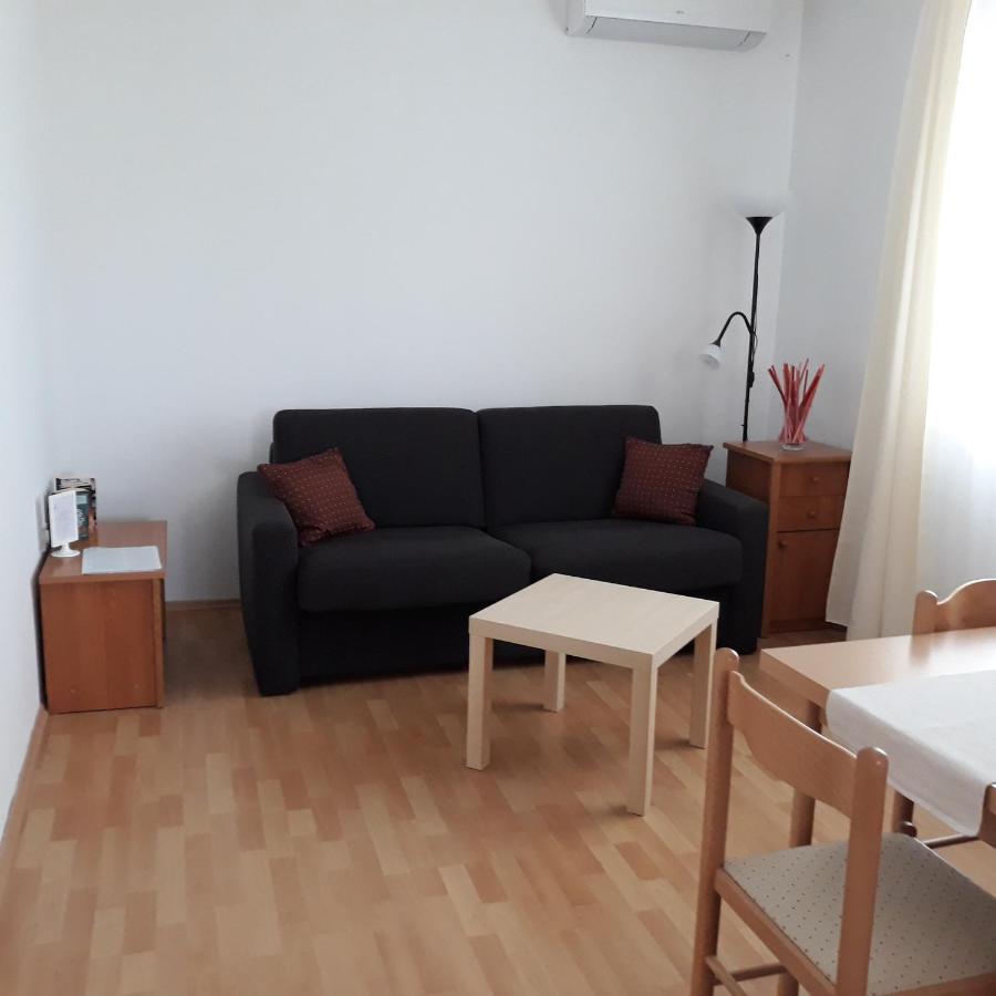 Rina Apartments Labin  Buitenkant foto